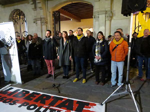 Concentraci&oacute; de protesta contra les resolucions de la Junta Electoral Central que inhabiliten el President Quim Torra