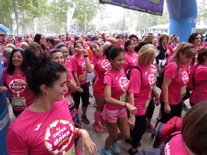 Cursa de la Dona 2019. Concentraci&oacute; i sortida del Parc de la Devesa, cursa pels carrers de Girona i arribada a la Copa