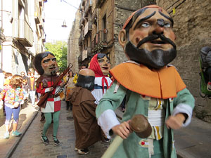Fires 2019. Passejada amb els capgrossos de la ciutat i Fal&middot;lera Gironina