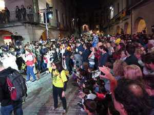 Fires 2019. Preg&oacute; de Fires. Entrada i ballades de capgrossos, gegants i far&agrave;ndula a la pla&ccedil;a del Vi