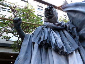 Fires 2019. Preg&oacute; de Fires. Les cercaviles de gegants i capgrossos fins la pla&ccedil;a del Vi
