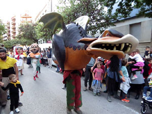 Fires 2019. Preg&oacute; de Fires. Les cercaviles de gegants i capgrossos fins la pla&ccedil;a del Vi