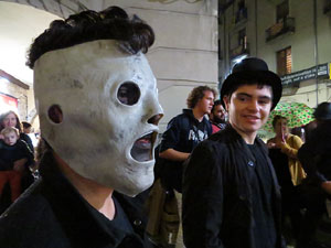 Fires 2019. 8a. Zombie Walk de Girona dins el festival Acocollona't