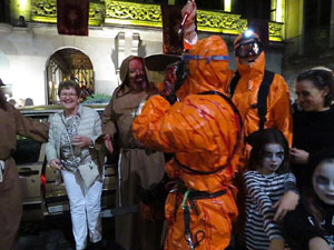 Fires 2019. 8a. Zombie Walk de Girona dins el festival Acocollona't