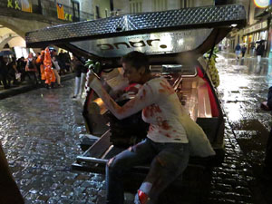 Fires 2019. 8a. Zombie Walk de Girona dins el festival Acocollona't