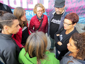 Sortida de la columna de la Marxa per la Llibertat des de la pla&ccedil;a de l'1 d'octubre de 2017 de Girona
