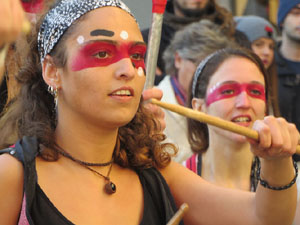 Nadal 2019. La percussi&oacute; de Bloc Quilombo per la Marat&oacute; de TV3