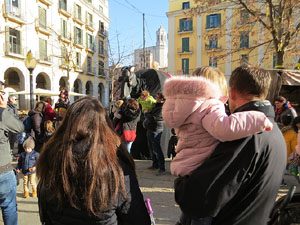 Nadal 2019 a Girona. Cercavila i Els Pastorets de la Mula Baba a la pla&ccedil;a del Pallol