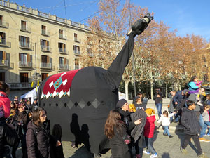 Nadal 2019 a Girona. Cercavila i Els Pastorets de la Mula Baba a la pla&ccedil;a del Pallol