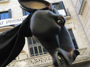 Nadal 2019 a Girona. Cercavila i Els Pastorets de la Mula Baba a la pla&ccedil;a del Pallol