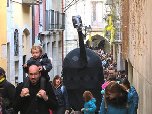 Nadal 2019 a Girona. Cercavila i Els Pastorets de la Mula Baba a la pla&ccedil;a del Pallol