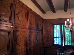 La Casa Salieti, o Casa Audouard, casal del segle XIV reformat per Rafel Mas&oacute;