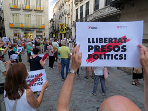 Concentraci&oacute; a la pla&ccedil;a del Vi per la independ&egrave;ncia i la llibertat dels presos pol&iacute;tics