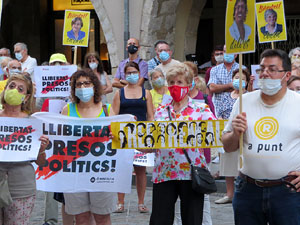 Concentraci&oacute; a la pla&ccedil;a del Vi per la independ&egrave;ncia i la llibertat dels presos pol&iacute;tics