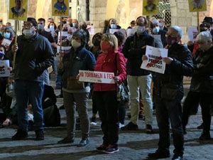 Concentraci&oacute; a la pla&ccedil;a del Vi per la independ&egrave;ncia i la llibertat dels presos pol&iacute;tics