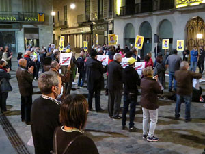 Concentraci&oacute; a la pla&ccedil;a del Vi per la independ&egrave;ncia i la llibertat dels presos pol&iacute;tics