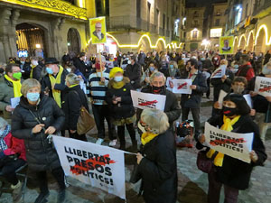 Concentraci&oacute; a la pla&ccedil;a del Vi per la independ&egrave;ncia i la llibertat dels presos pol&iacute;tics