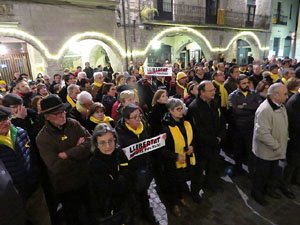 Concentraci&oacute; a la pla&ccedil;a del Vi per la independ&egrave;ncia i la llibertat dels presos pol&iacute;tics