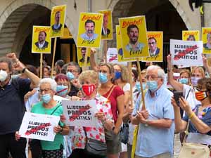 Concentraci&oacute; a la pla&ccedil;a del Vi per la independ&egrave;ncia i la llibertat dels presos pol&iacute;tics