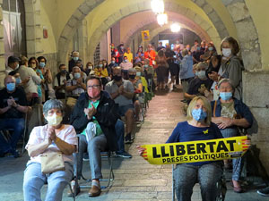 Concentraci&oacute; a la pla&ccedil;a del Vi per la independ&egrave;ncia i la llibertat dels presos pol&iacute;tics