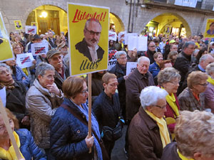 Concentraci&oacute; a la pla&ccedil;a del Vi per la independ&egrave;ncia i la llibertat dels presos pol&iacute;tics