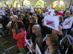Concentraci&oacute; a la pla&ccedil;a del Vi per la independ&egrave;ncia i la llibertat dels presos pol&iacute;tics