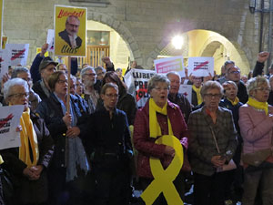 Concentraci&oacute; a la pla&ccedil;a del Vi per la independ&egrave;ncia i la llibertat dels presos pol&iacute;tics