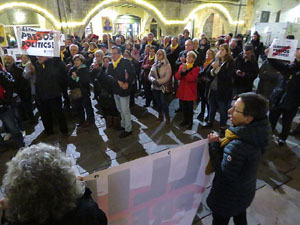 Concentraci&oacute; a la pla&ccedil;a del Vi per la independ&egrave;ncia i la llibertat dels presos pol&iacute;tics