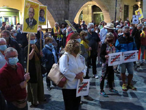 Concentraci&oacute; contra el 155 davant la subdelegaci&oacute; dels govern espanyol a la Gran Via de Jaume I
