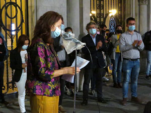 Concentraci&oacute; contra el 155 davant la subdelegaci&oacute; dels govern espanyol a la Gran Via de Jaume I