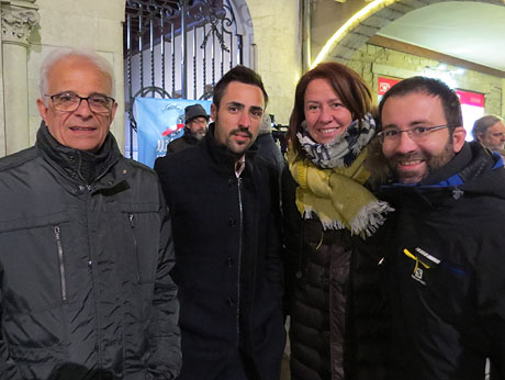 Concentraci&oacute; a la pla&ccedil;a del Vi per protestar contra la decisi� del jutge del Tribunal Suprem