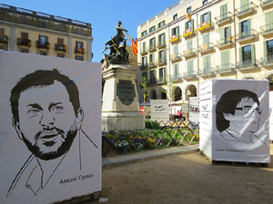 T&ograve;tems per la Dignitat a la pla&ccedil;a de la Independ&egrave;ncia