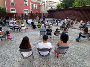 Festival Esc&egrave;Nit a la pla&ccedil;a del Pallol