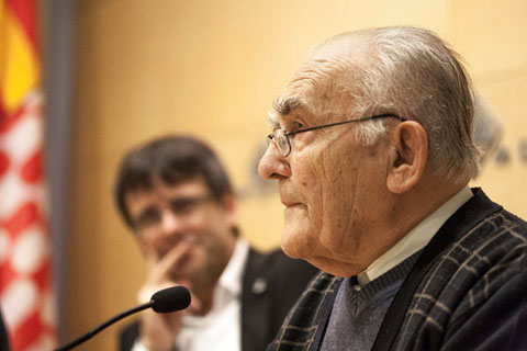 Roda de premsa a la sala Miquel Dium&eacute; de l'Ajuntament de Girona per presentar el mapping que es project&agrave; a la fa&ccedil;ana de la Catedral de Girona durant les Fires de Sant Narc&iacute;s, amb l'alcalde de Girona, Carles Puigdemont i Dom&egrave;nec Fita. 31/10/2014