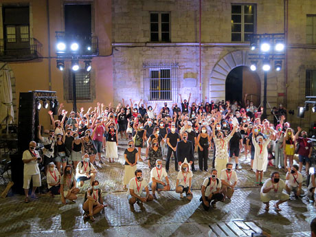 Festival Fitag 2020. Inauguraci&oacute; a les escales de la Catedral