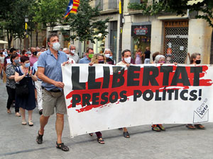Concentraci&oacute; a la pla&ccedil;a del Vi per la independ&egrave;ncia i la llibertat dels presos pol&iacute;tics