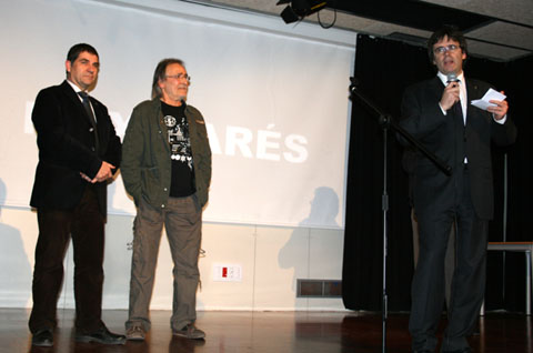 Inauguraci&oacute; de l'exposici&oacute; 'Escult&ograve;rica 1991-2011' a Germans S&agrave;bat . Acompanya Max Var&eacute;s el aleshores alcalde de Girona, Carles Puigdemont i el regidor Joan Alcal&aacute;