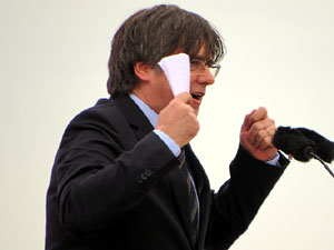 Acte del Consell per la Rep&uacute;blica Catalana a Perpiny&agrave; amb el President Carles Puigdemont i els consellers Clara Ponsat&iacute; i Toni Com&iacute;n