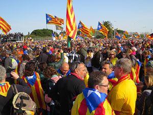 Acte del Consell per la Rep&uacute;blica Catalana a Perpiny&agrave; amb el President Carles Puigdemont i els consellers Clara Ponsat&iacute; i Toni Com&iacute;n