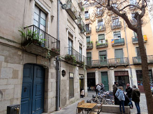 La pla&ccedil;a de l'Oli