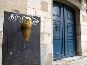 La pla&ccedil;a de l'Oli