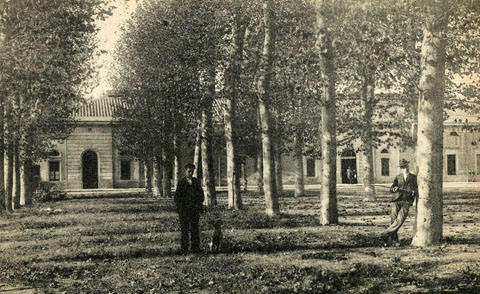 L'estaci&oacute; de tren de Girona, a la pla&ccedil;a del Carril. 1909-1918
