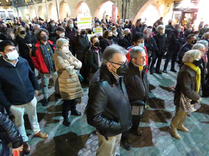 Concentraci&oacute; a la pla&ccedil;a del Vi per la independ&egrave;ncia i la llibertat dels presos pol&iacute;tics
