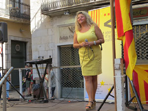 Diada Nacional 2021. Concentraci&oacute; a la pla&ccedil;a del Vi, lectura del manifest i cant de Els Segadors
