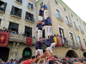 Fires de Sant Narc&iacute;s 2021. Diada castellera amb Marrecs de salt, Minyons de Terrassa i Capgrossos de Matar&oacute;