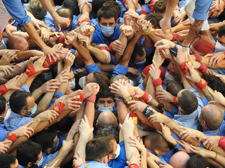 Fires de Sant Narc&iacute;s 2021. Diada castelleraamb Marrecs de salt, Minyons de Terrassa i Capgrossos de Matar&oacute;