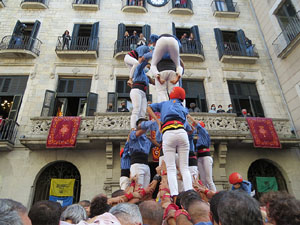 Fires de Sant Narc&iacute;s 2021. Diada castellera amb Marrecs de salt, Minyons de Terrassa i Capgrossos de Matar&oacute;