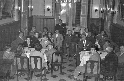 Sopar al Casino Giron&iacute; durant les Fires i Festes de Sant Narc&iacute;s. 1953