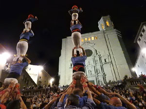 Fires de Sant Narc&iacute;s 2021. Pilar a les escales de la Catedral