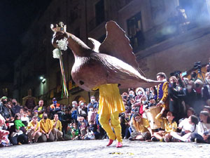 Fires de Sant Narc&iacute;s 2021. Ball de l'&agrave;liga, capgrossos i gegants